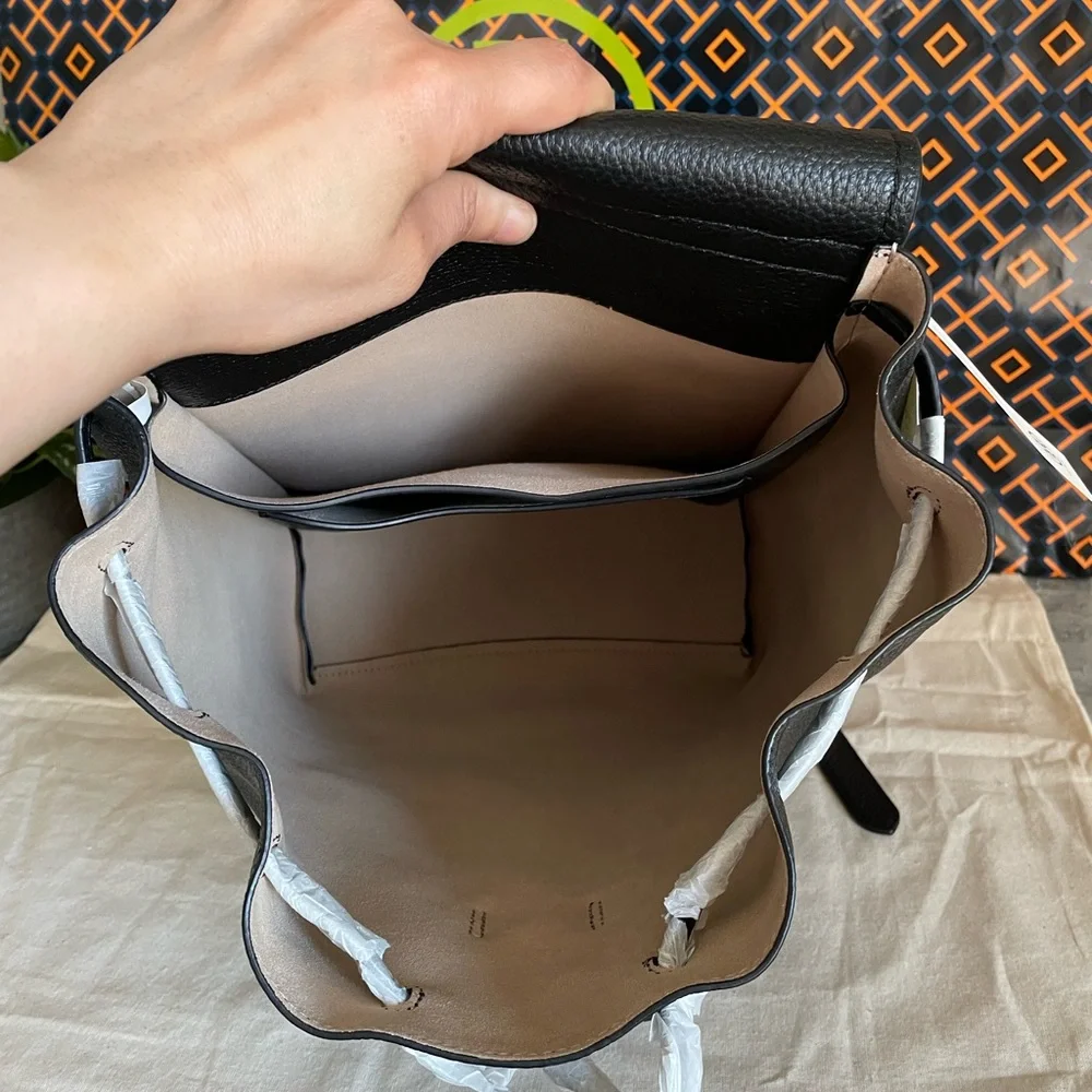 New✨tory burch Thea With Gold Hardware Pebbled Leather Backpack (black)